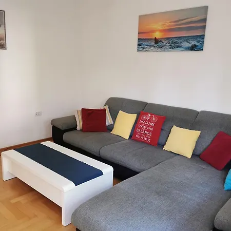 Nola Apartament